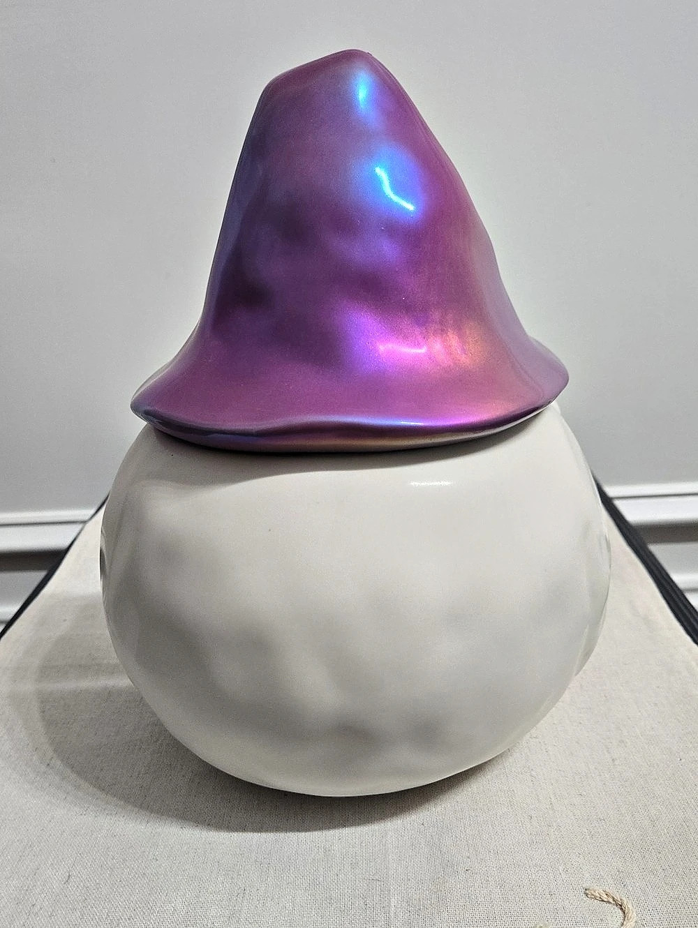 Rae Dunn "MAGIC" Gnome - Picture 4 of 5